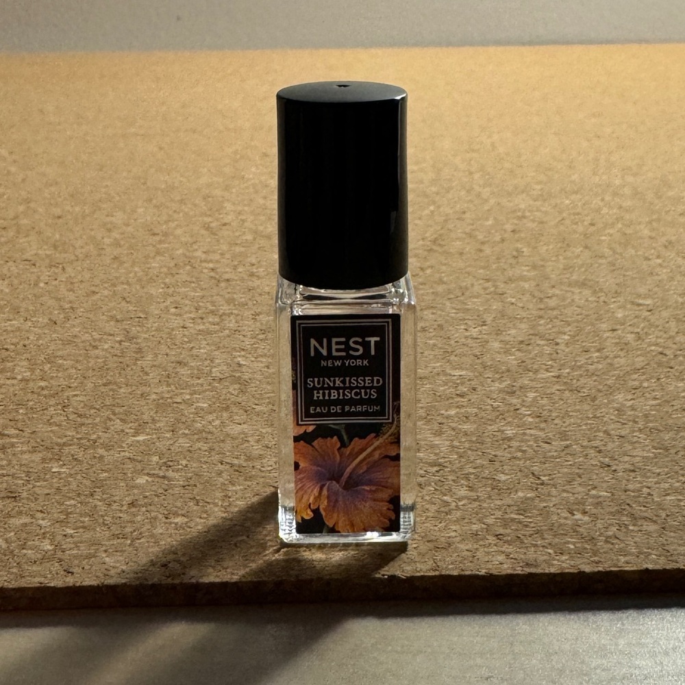 Nest Sunkissed Hibiscus Rollerball